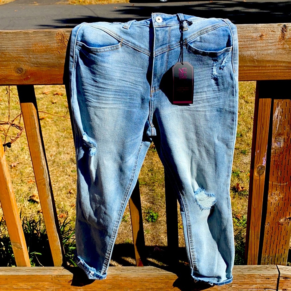 Authentic denim, high rise jean.